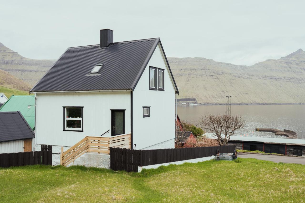Serenity By The Sea / 3-Br House / Sea View Sydrugota Exterior foto
